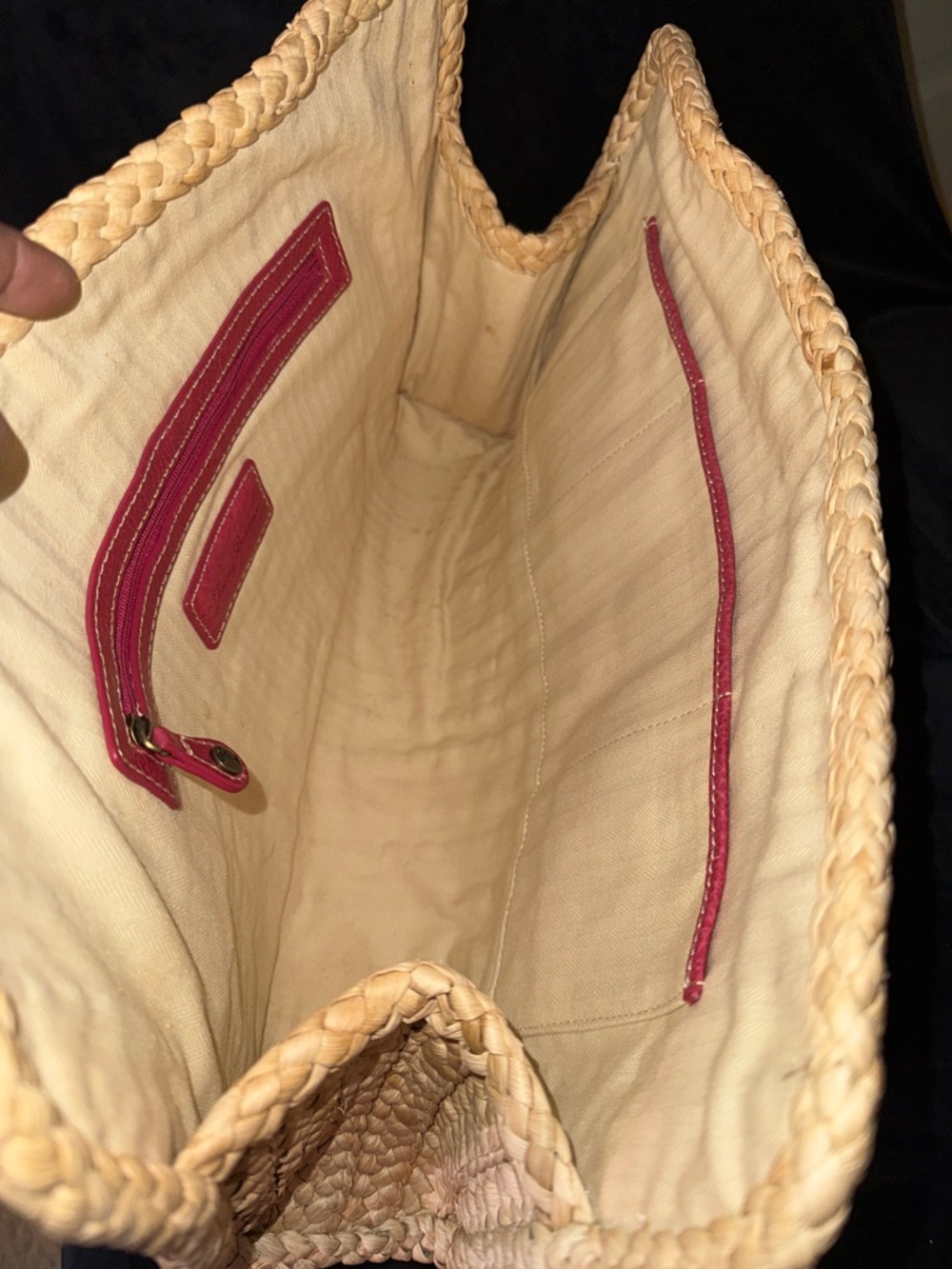 Tommy Bahama Straw Tote with Pink Leather Trim and Medallion - Picture 13 of 16